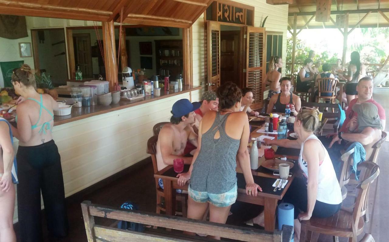 Bluff Beach Retreat Bocas del Toro Exteriör bild